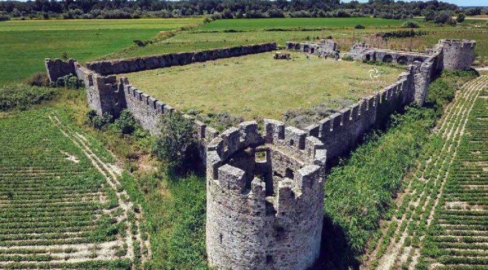 Fortress of Bashtovë, , Albania